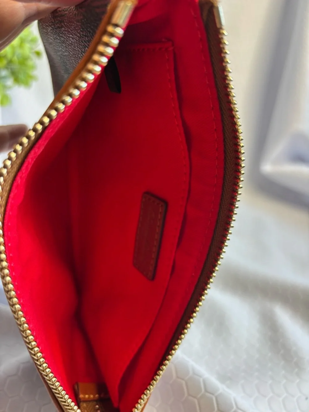 Dooney & Bourke Bordeaux and Black Plaid Bag with Leather Trim NWT - Picture 9 of 9